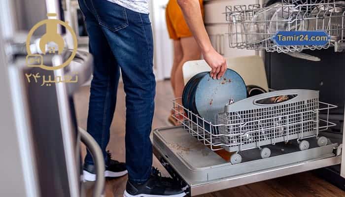چرا ماشین ظرفشویی تمیز نمیشوید